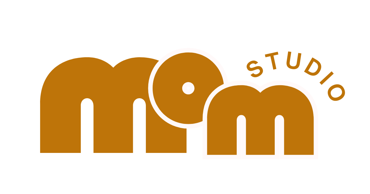 logo du site, magazine, mom studio