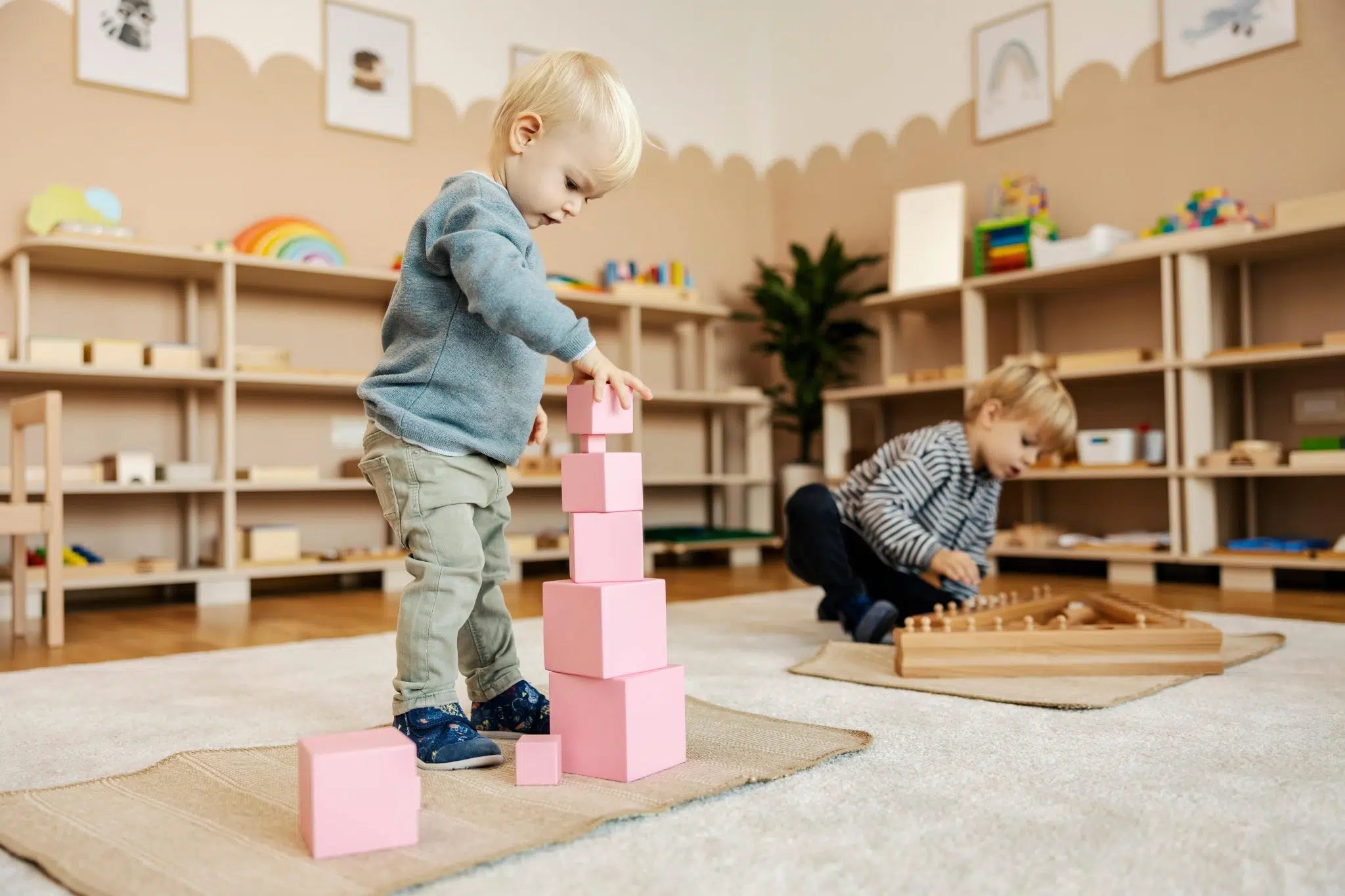 Comprendre-la-pédagogie-Montessori-mise-en-pratique teedum.com
